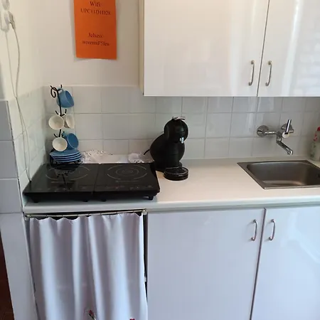 Krisztina Διαμέρισμα *